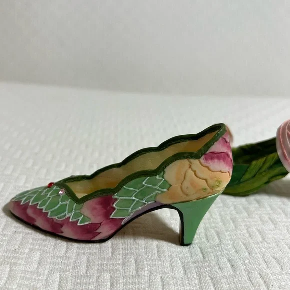 Vintage Just The Right Shoe Miniature Mini Shoes Set of 2 Collectibles - Picture 4 of 9